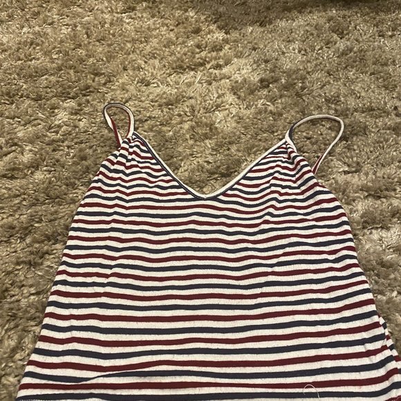 Various Brandy Melville Tops!  8 unique tops for one low price! - Picture 5 of 16